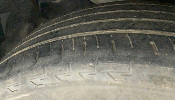 2017 Honda WR-V 1.2L I-VTEC VX MT, Petrol, Manual, 38,192 km, Left Front Tyre Tread