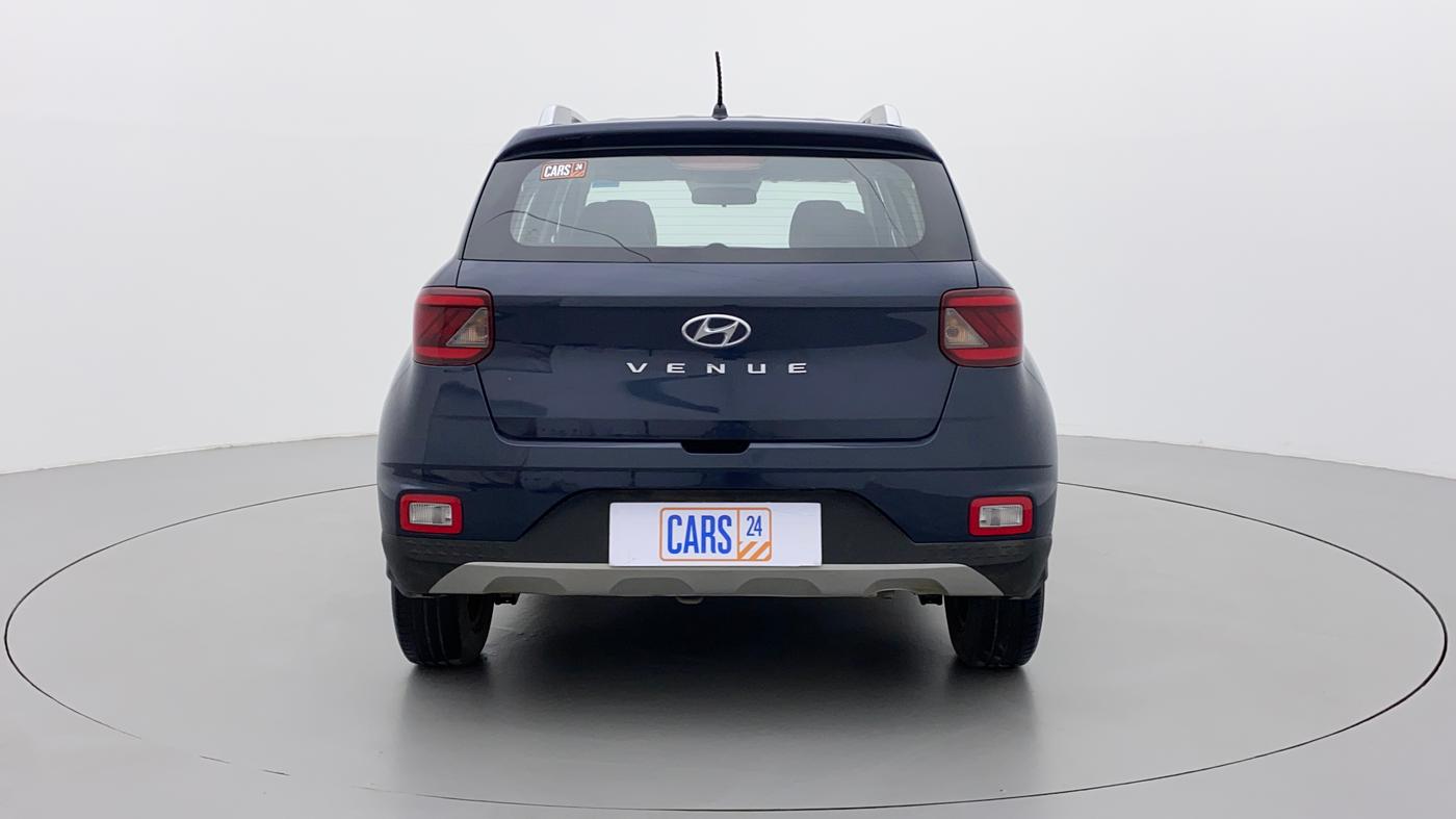 2020 Hyundai VENUE S 1.2, Petrol, Manual, 27,218 km, Back/Rear