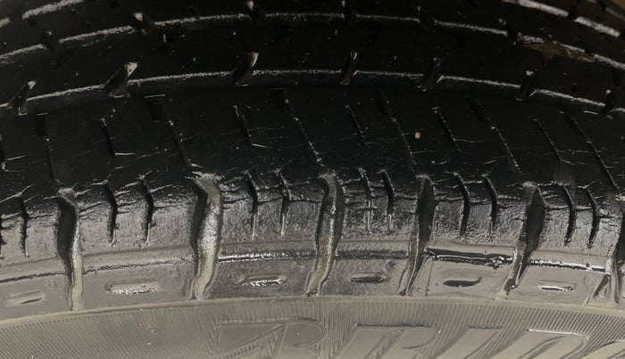 2018 Maruti Alto K10 VXI (O) AMT, Petrol, Automatic, 28,400 km, Right Rear Tyre Tread