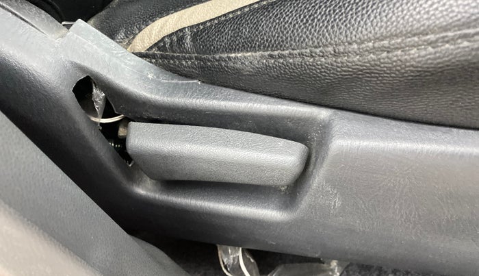 2018 Maruti Alto K10 VXI (O) AMT, Petrol, Automatic, 28,400 km, Driver Side Adjustment Panel