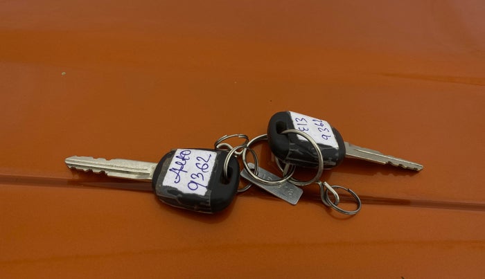 2018 Maruti Alto K10 VXI (O) AMT, Petrol, Automatic, 28,400 km, Key Close Up