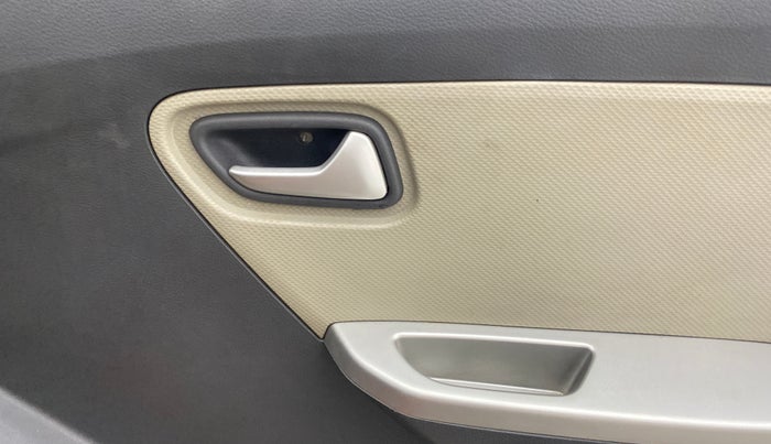 2018 Maruti Alto K10 VXI (O) AMT, Petrol, Automatic, 28,400 km, Driver Side Door Panels Control