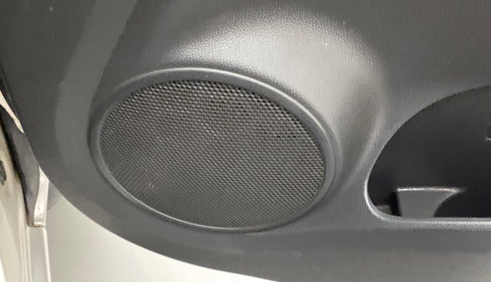 2014 Maruti Ritz VXI, Petrol, Manual, 42,657 km, Infotainment system - Front speakers missing / not working