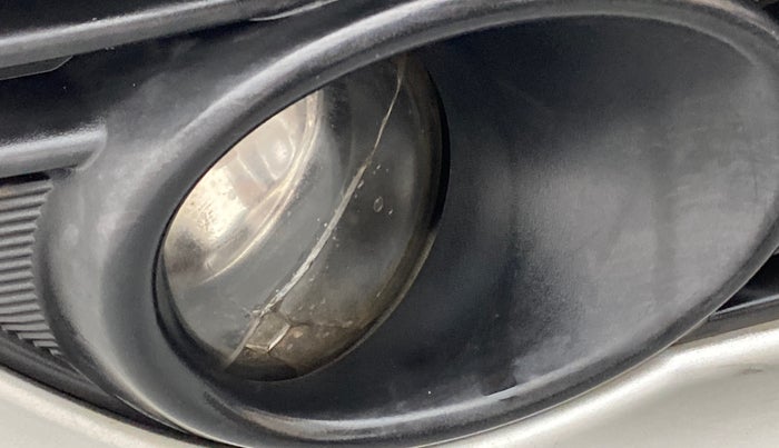 2014 Maruti Ritz VXI, Petrol, Manual, 42,657 km, Right fog light - Minor damage