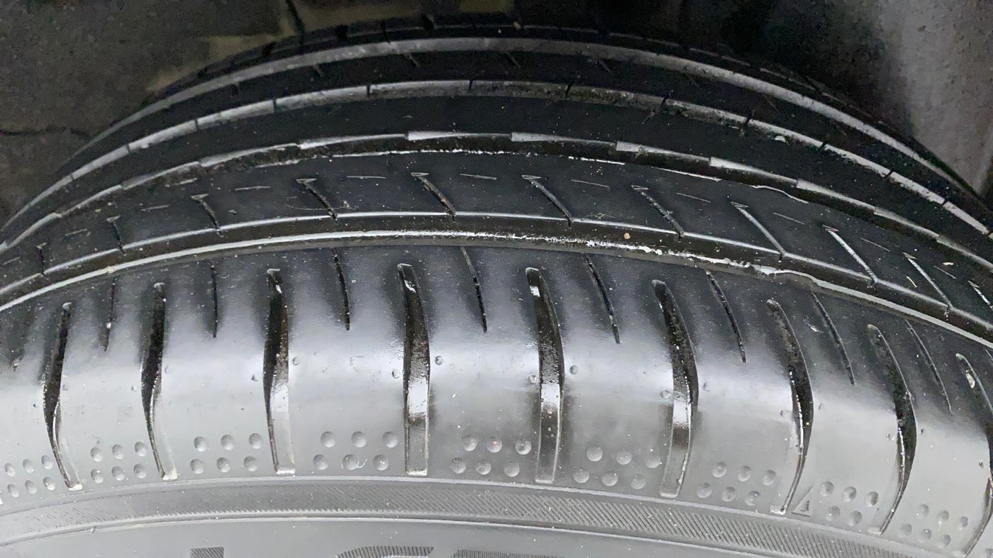2021 Tata PUNCH CREATIVE  AMT, Petrol, Automatic, 9,722 km, Left Rear Tyre Tread