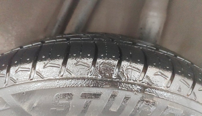 2016 Honda Jazz 1.2L I-VTEC V, Petrol, Manual, 35,751 km, Left Rear Tyre Tread