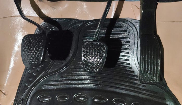 2016 Honda Jazz 1.2L I-VTEC V, Petrol, Manual, 35,751 km, Pedals