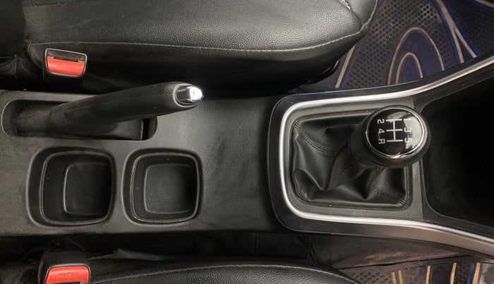 2020 Maruti S Cross ZETA 1.5, Petrol, Manual, 49,425 km, Gear Lever