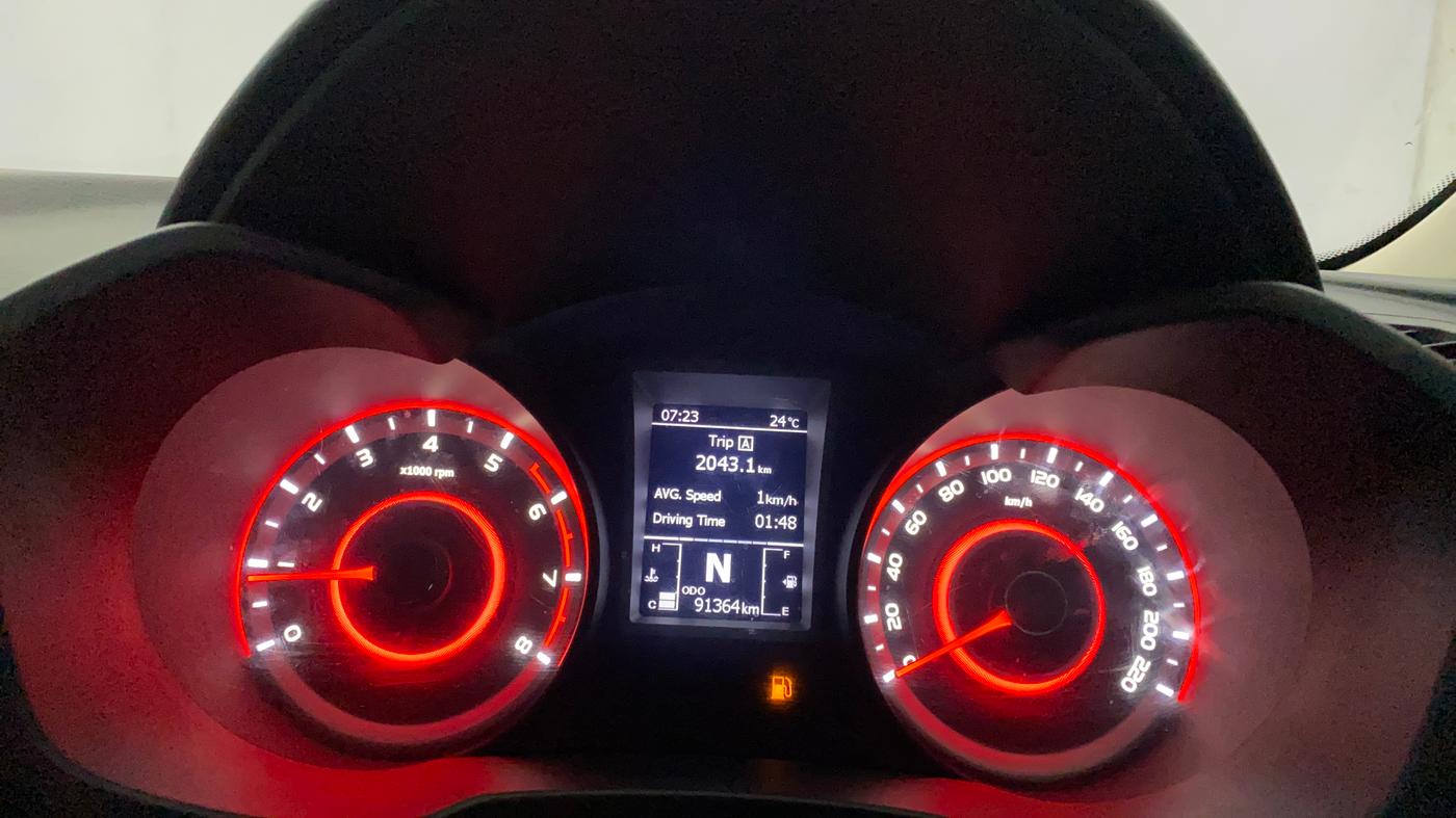 2020 Mahindra XUV300 W8 (O) 1.2 PETROL, Petrol, Manual, 91,363 km, Odometer Image