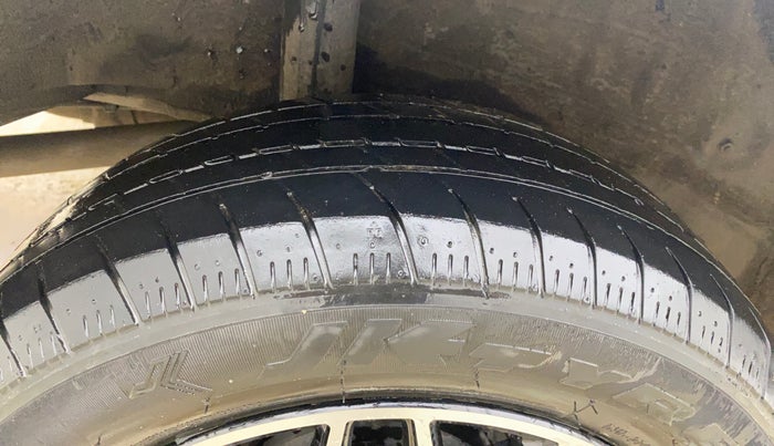 2020 Honda Amaze 1.2L I-VTEC S, Petrol, Manual, 45,041 km, Right Rear Tyre Tread