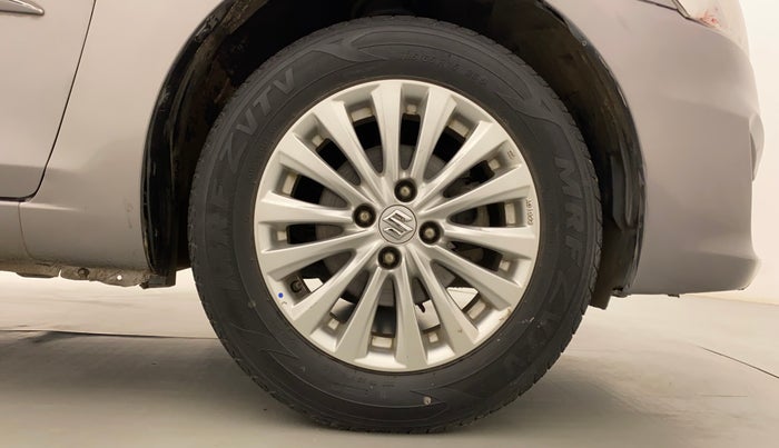 2016 Maruti Ciaz ZXI AT, Petrol, Automatic, 73,652 km, Right Front Wheel