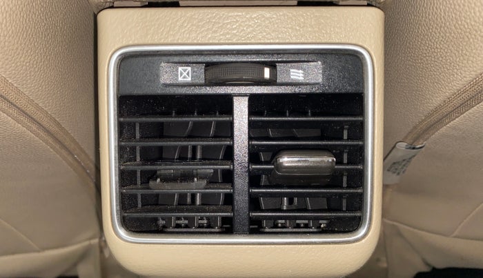 2016 Maruti Ciaz ZXI AT, Petrol, Automatic, 73,652 km, Rear AC Vents