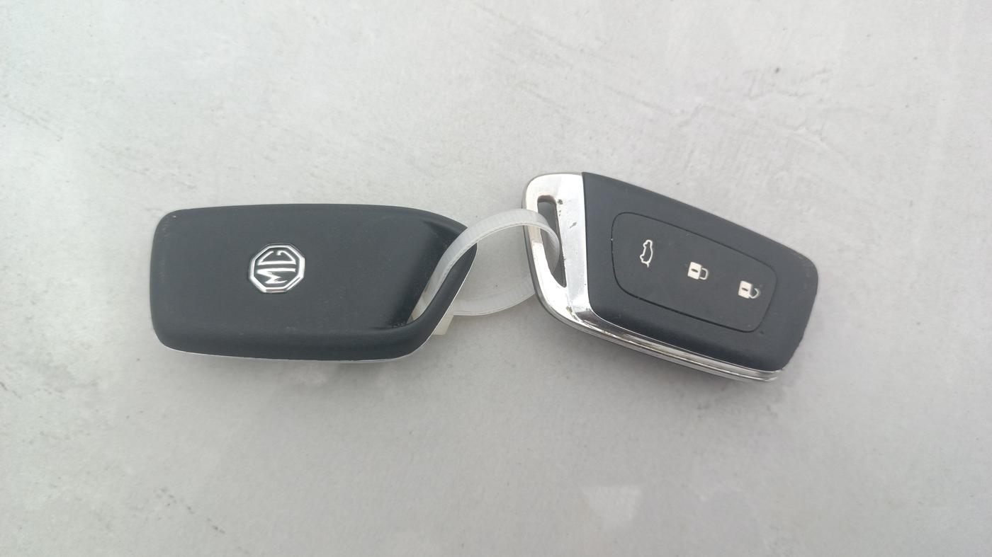 2020 MG HECTOR SHARP 1.5 DCT PETROL, Petrol, Automatic, 60,802 km, Key Close Up