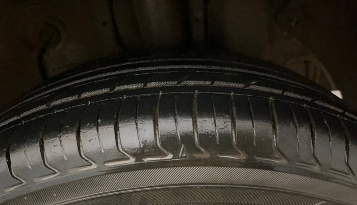 2017 Hyundai Elite i20 SPORTZ 1.2, Petrol, Manual, 77,465 km, Left Rear Tyre Tread