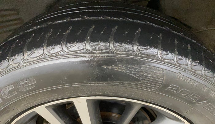 2018 Toyota Corolla Altis VL CVT PETROL, Petrol, Automatic, 97,142 km, Right Rear Tyre Tread