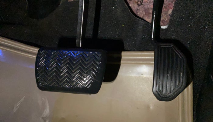 2018 Toyota Corolla Altis VL CVT PETROL, Petrol, Automatic, 97,142 km, Pedals