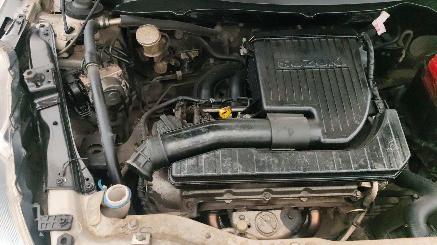 2014 Maruti Swift ZXI, Petrol, Manual, 57,910 km, Engine View - Right