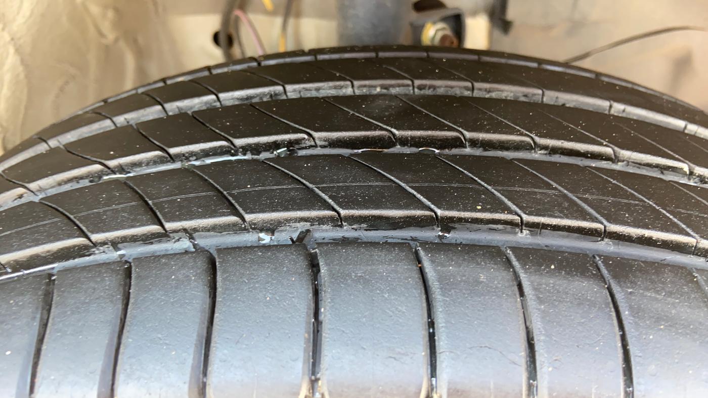 2025 Honda ELEVATE V CVT , Petrol, Automatic, 12,085 km, Right Front Tyre Tread