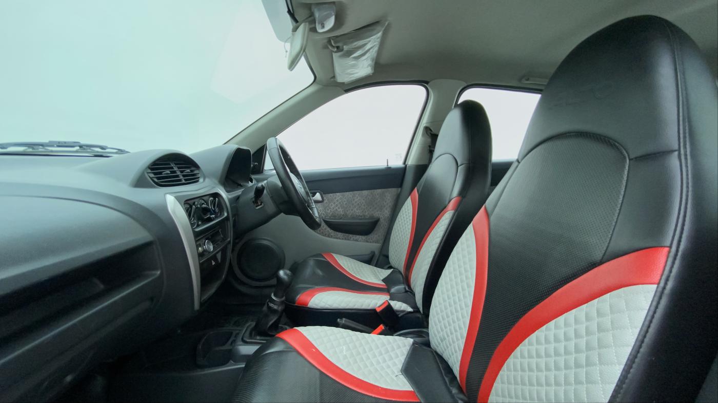2018 Maruti Alto 800 LXI, Petrol, Manual, 46,684 km, Right Side Front Door Cabin