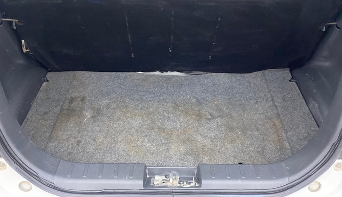 2018 Maruti Alto 800 LXI, Petrol, Manual, 46,684 km, Boot Inside