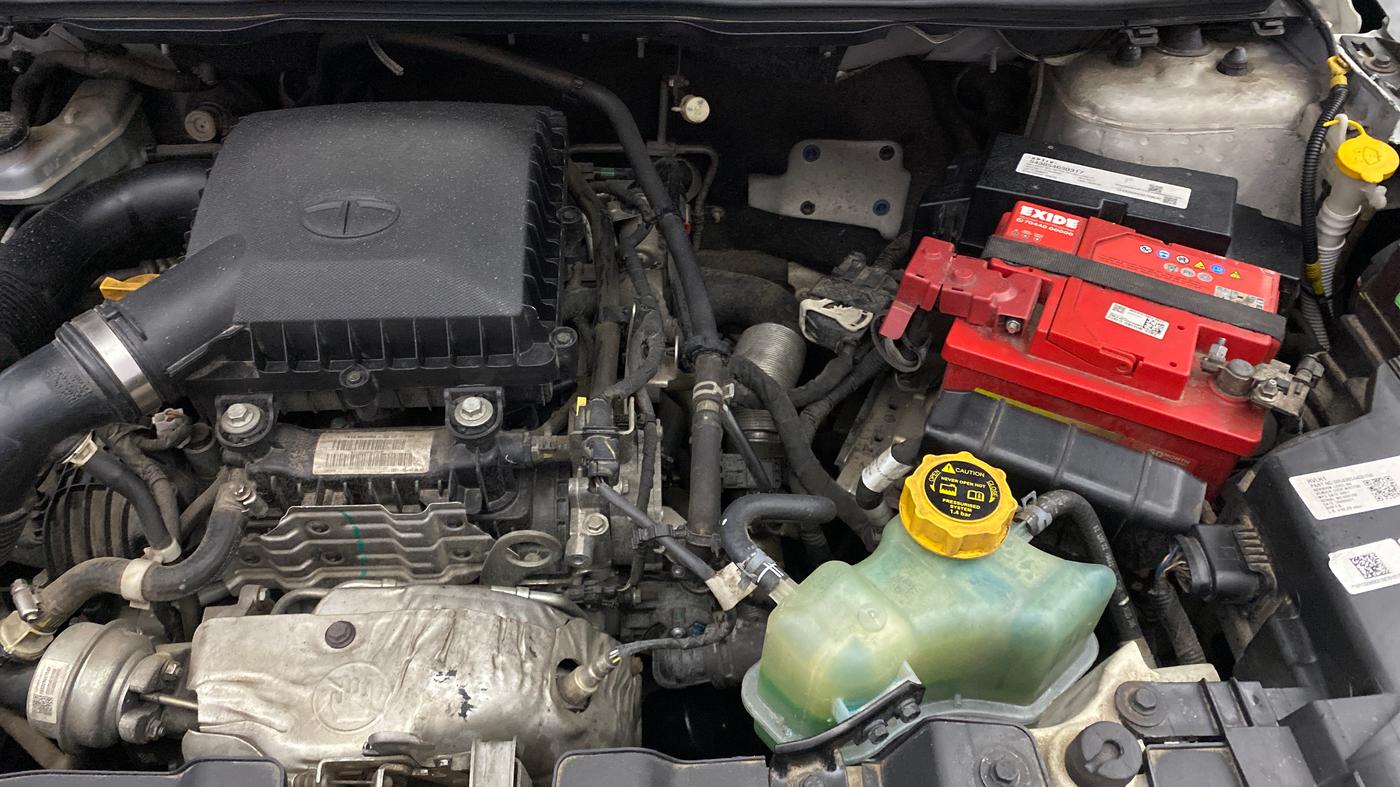 2021 Tata NEXON XZ PLUS PETROL SUNROOF, Petrol, Manual, 28,705 km, Engine View - Left