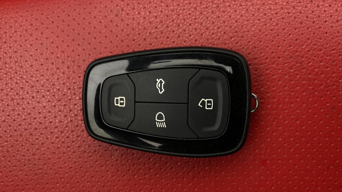 2021 Tata NEXON XZ PLUS PETROL SUNROOF, Petrol, Manual, 28,705 km, Key Close Up