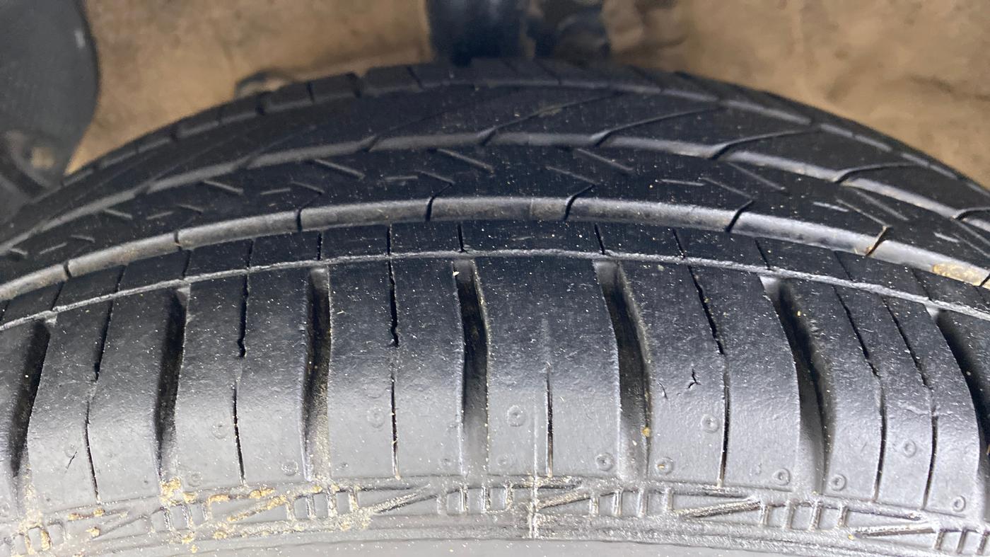 2022 Hyundai XCENT PRIME 	T+ CNG, CNG, Manual, 13,444 km, Left Front Tyre Tread