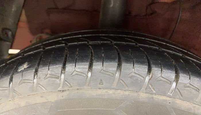 2018 Hyundai Grand i10 ASTA 1.2 KAPPA VTVT, Petrol, Manual, 77,519 km, Right Rear Tyre Tread