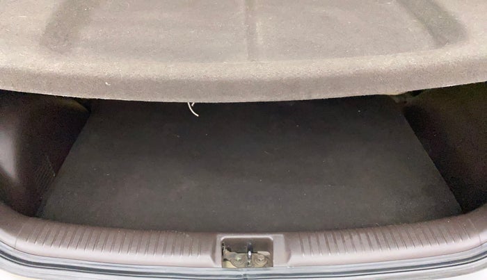 2011 Hyundai Santro Xing GL PLUS, Petrol, Manual, 45,594 km, Boot Inside