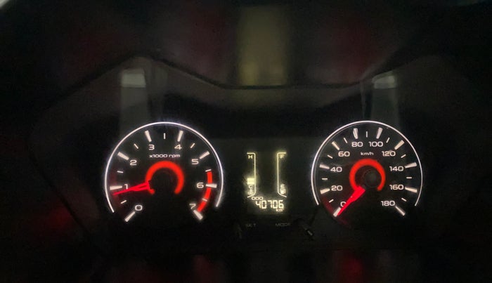 2017 Mahindra KUV 100 NXT K8 P 6 STR DUAL TONE, Petrol, Manual, 40,703 km, Odometer Image