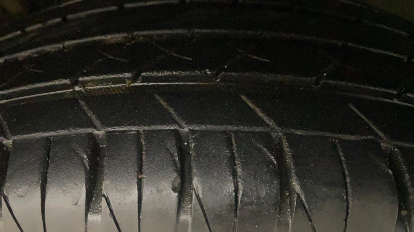 2019 Hyundai VENUE SX PLUS 1.0 TURBO DCT, Petrol, Automatic, 74,459 km, Right Front Tyre Tread