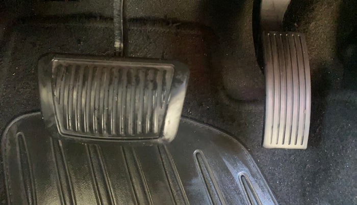 2019 Hyundai VENUE SX PLUS 1.0 TURBO DCT, Petrol, Automatic, 74,401 km, Pedals