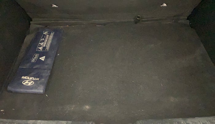 2019 Hyundai VENUE SX PLUS 1.0 TURBO DCT, Petrol, Automatic, 74,401 km, Boot Inside