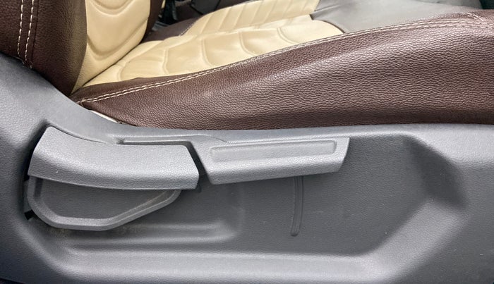2020 Hyundai GRAND I10 NIOS SPORTZ PETROL, Petrol, Manual, 45,807 km, Driver Side Adjustment Panel