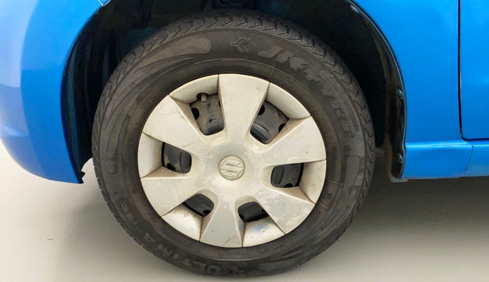 2010 Maruti A Star VXI, Petrol, Manual, 70,875 km, Left Front Wheel