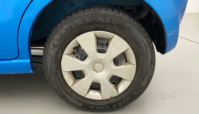 2010 Maruti A Star VXI, Petrol, Manual, 70,875 km, Left Rear Wheel