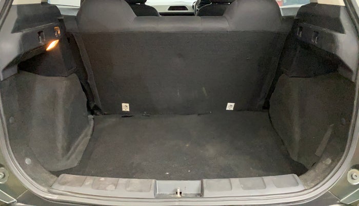 2021 Tata NEXON XM SUNROOF PETROL, Petrol, Manual, 45,192 km, Boot Inside