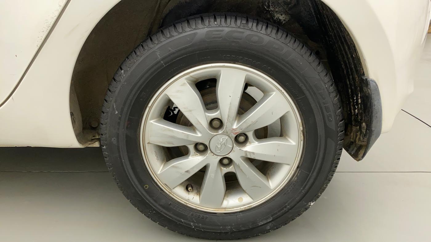 2014 Hyundai i20 SPORTZ 1.2, Petrol, Manual, 82,356 km, Left Rear Wheel