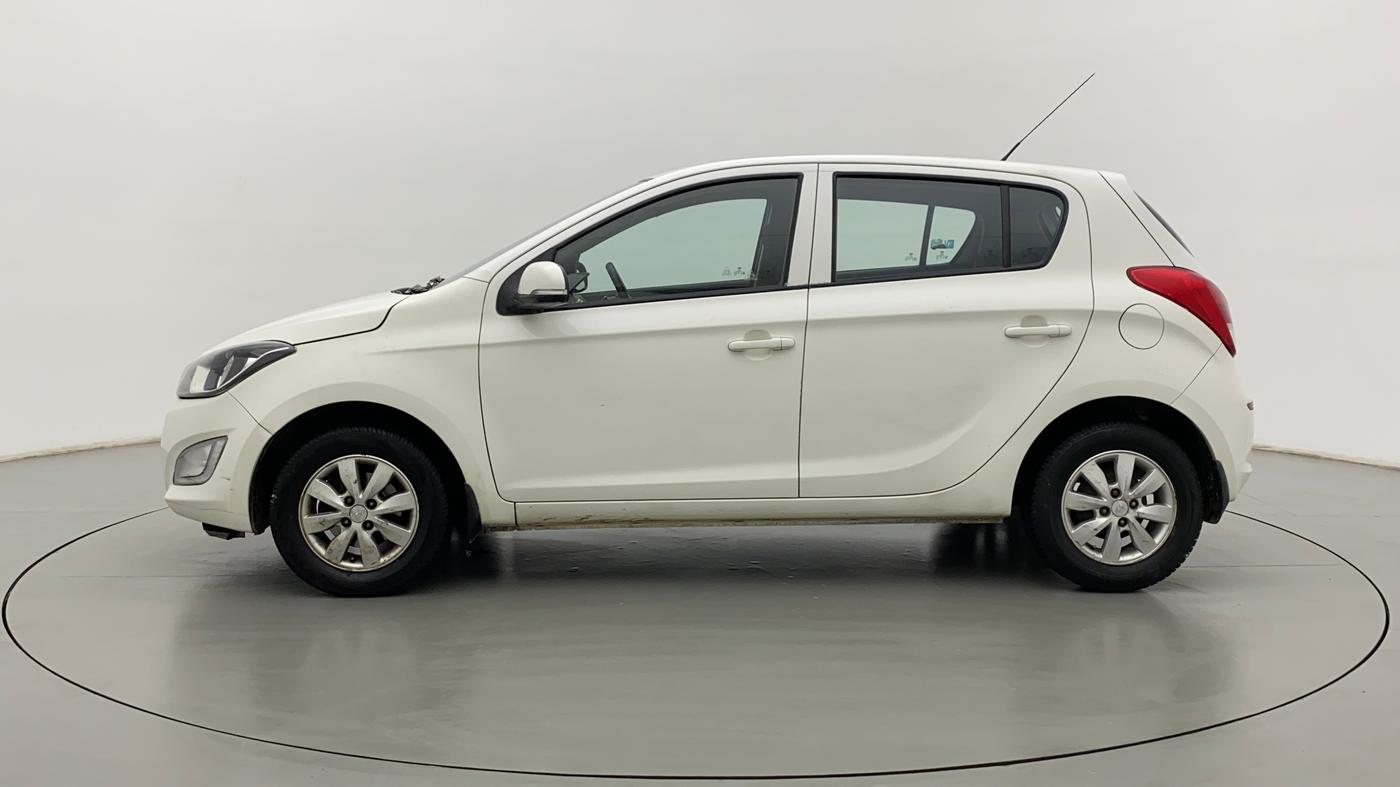 2014 Hyundai i20 SPORTZ 1.2, Petrol, Manual, 82,356 km, Left Side
