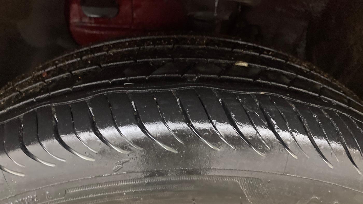 2019 Hyundai Elite i20 ASTA 1.2 (O), Petrol, Manual, 84,524 km, Left Front Tyre Tread