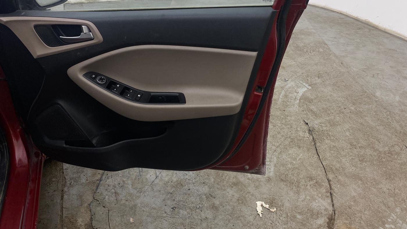 2019 Hyundai Elite i20 ASTA 1.2 (O), Petrol, Manual, 84,524 km, Driver Side Door Panels Control