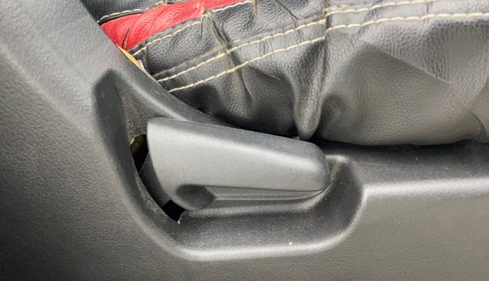 2017 Maruti Wagon R 1.0 VXI+, Petrol, Manual, 88,391 km, Driver Side Adjustment Panel