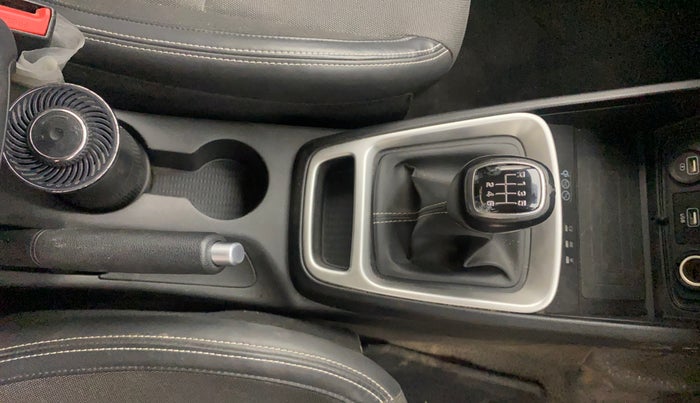 2019 Hyundai VENUE SX 1.0 (O) TURBO, Petrol, Manual, 63,161 km, Gear Lever