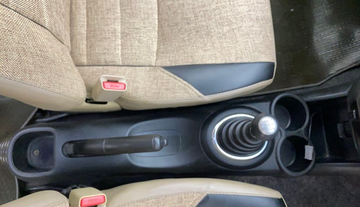 2013 Honda Brio S MT, Petrol, Manual, 43,892 km, Gear Lever