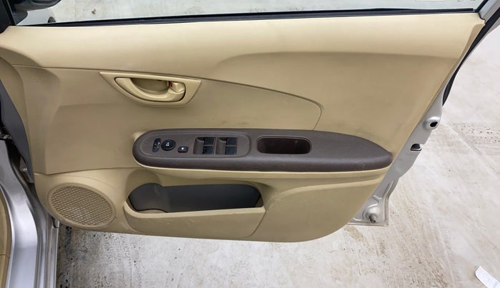 2013 Honda Brio S MT, Petrol, Manual, 43,892 km, Driver Side Door Panels Control