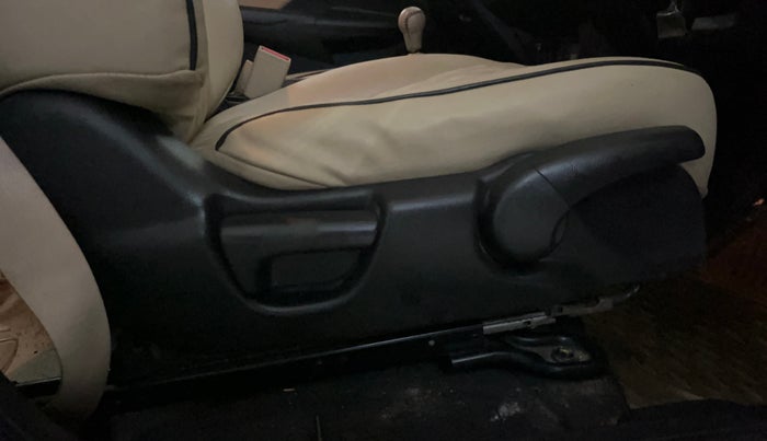 2017 Honda Jazz 1.2L I-VTEC V, Petrol, Manual, 16,261 km, Driver Side Adjustment Panel