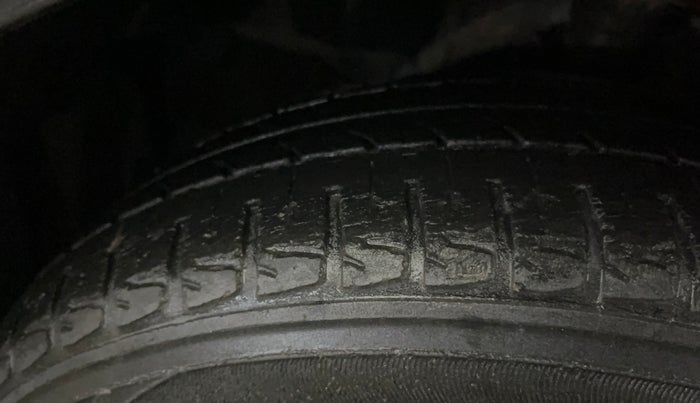 2017 Honda Jazz 1.2L I-VTEC V, Petrol, Manual, 16,261 km, Left Front Tyre Tread