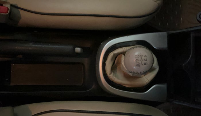 2017 Honda Jazz 1.2L I-VTEC V, Petrol, Manual, 16,261 km, Gear Lever