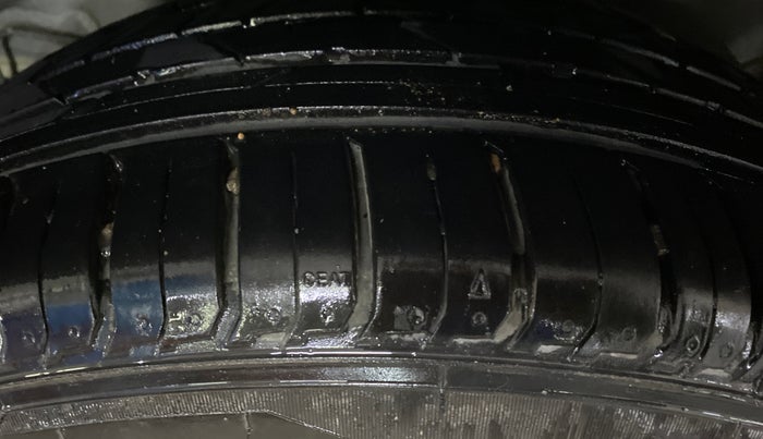 2020 KIA SONET GTX PLUS 1.0 IMT, Petrol, Manual, 76,434 km, Right Rear Tyre Tread