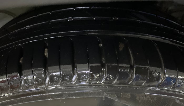 2020 KIA SONET GTX PLUS 1.0 IMT, Petrol, Manual, 76,434 km, Left Rear Tyre Tread